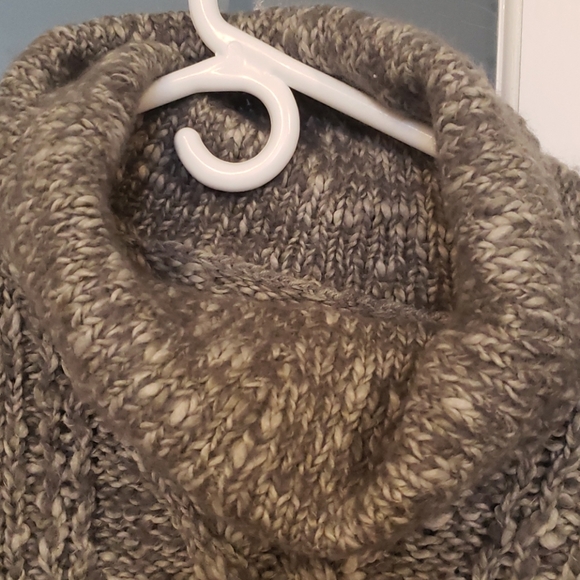 RW & Co. Poncho - Picture 2 of 3